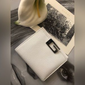 Gucci by Tom Ford EUC vintage wallet